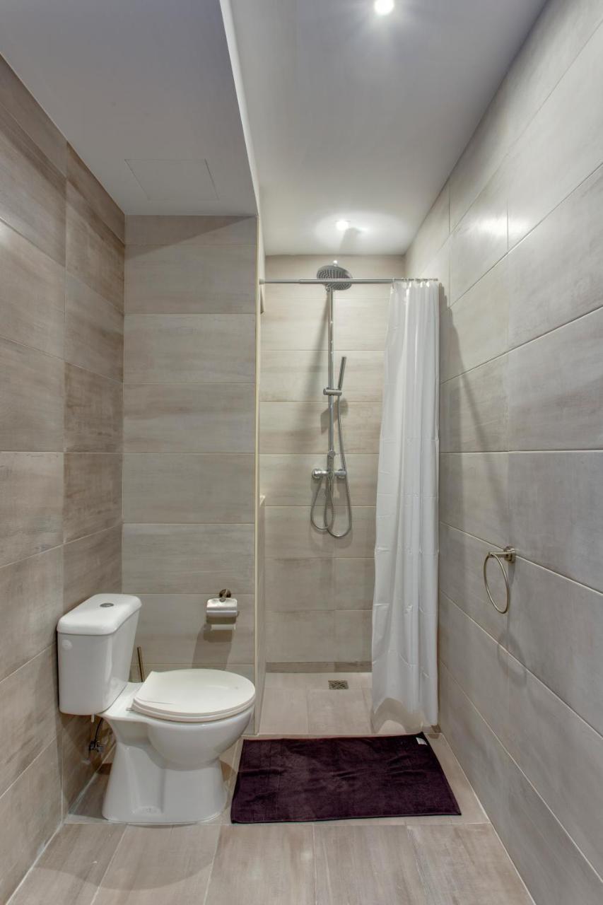 סליאמה Chalet Apartments מראה חיצוני תמונה