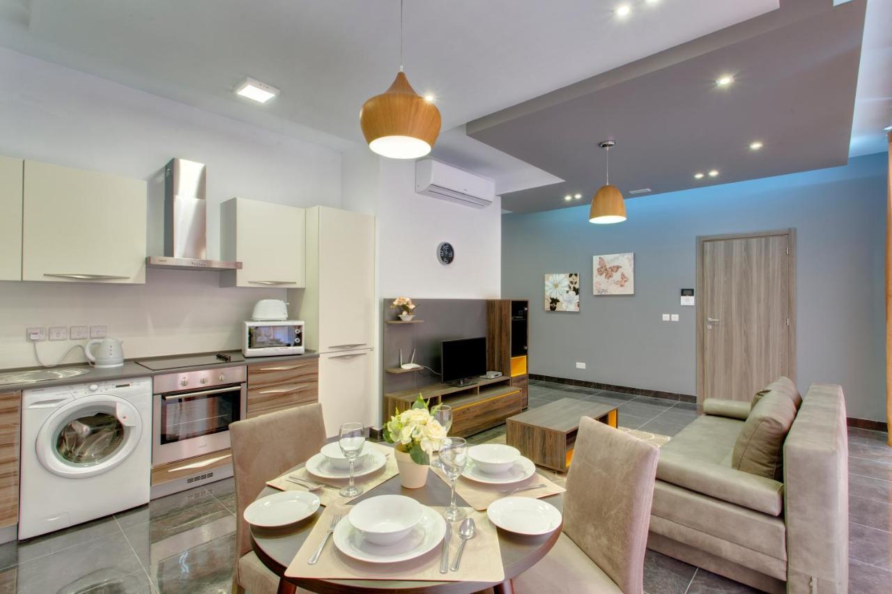 סליאמה Chalet Apartments מראה חיצוני תמונה