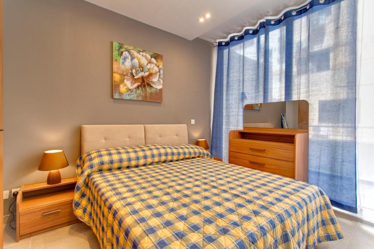 סליאמה Chalet Apartments מראה חיצוני תמונה