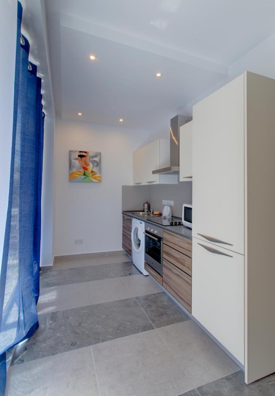 סליאמה Chalet Apartments מראה חיצוני תמונה