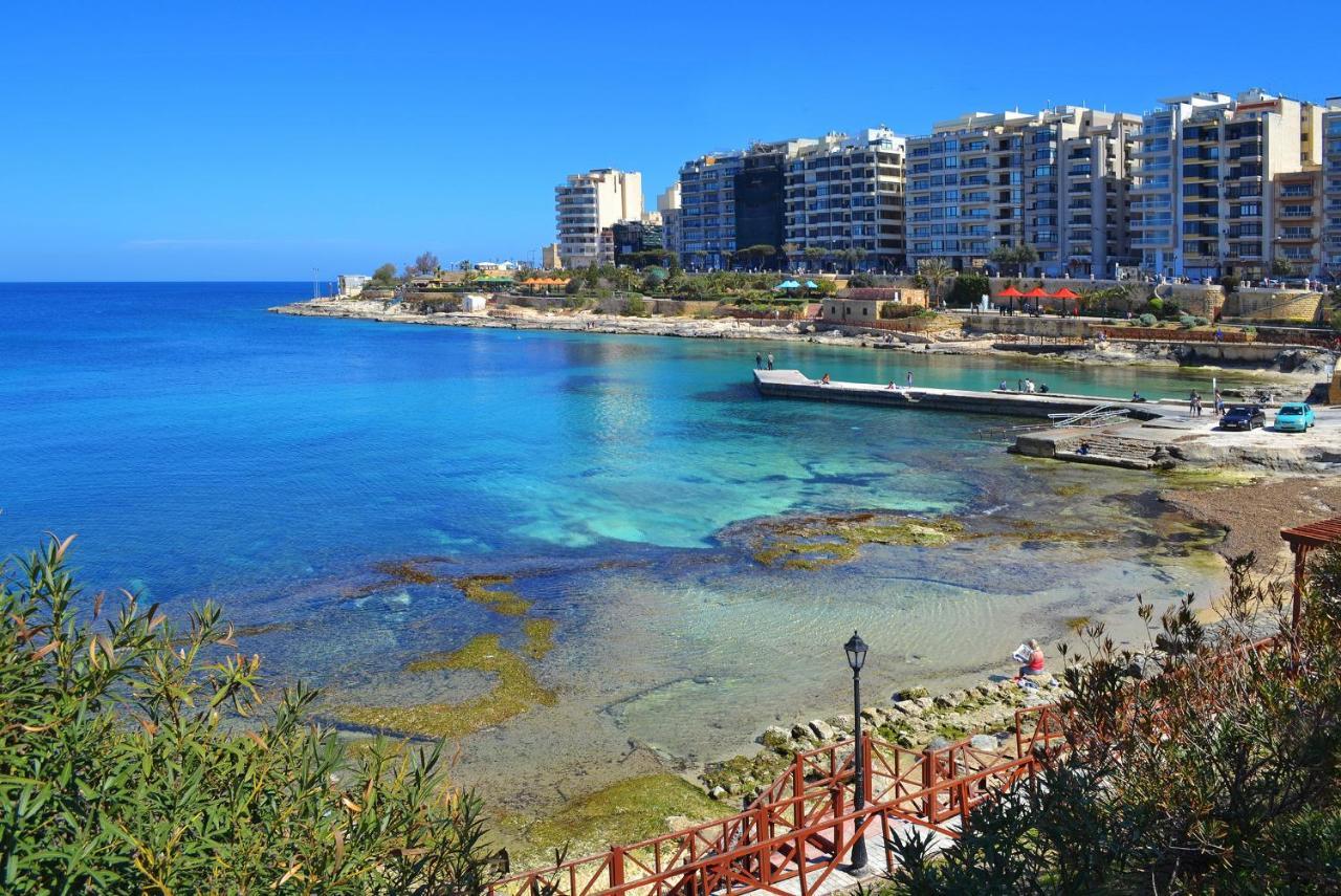 סליאמה Chalet Apartments מראה חיצוני תמונה